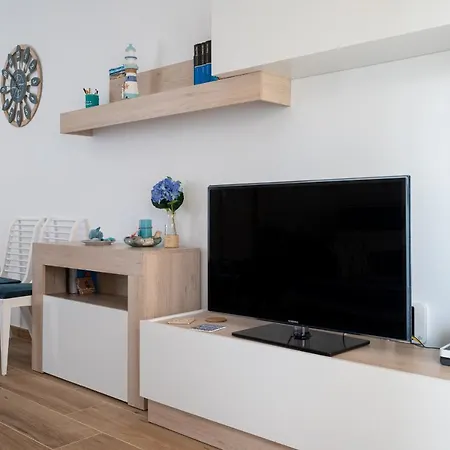 At003 Planta Baja Con Patio Privado, Piscina Comunitaria, Cerca De La Playa Torredembarra