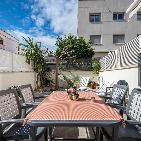 Appartamento At003 Planta Baja Con Patio Privado, Piscina Comunitaria, Cerca De La Playa *